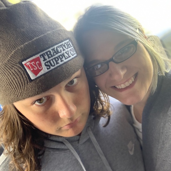 Meet your Posher, Kimberly - Picture 7 of 15